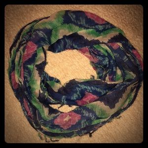 Infinity loop scarf